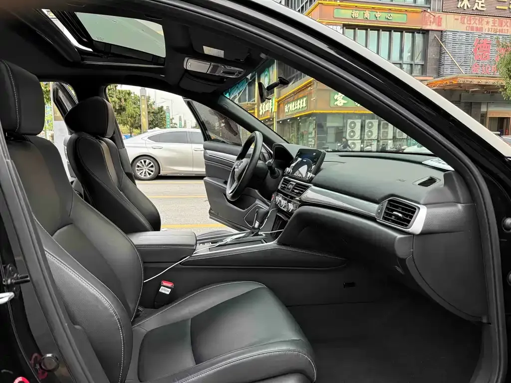 Honda Inspire 2022 из CN, фото 10