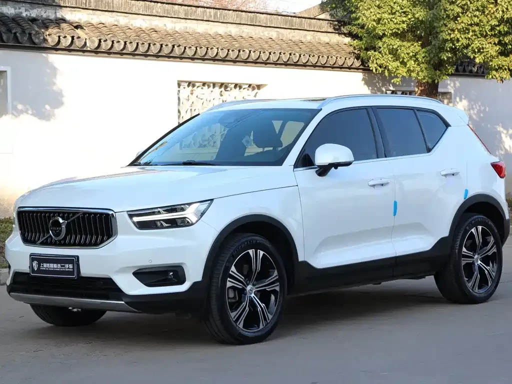 Volvo XC40 2021 из CN, фото 1