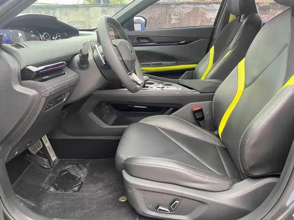 Changan UNI-V 2023 из CN, фото 3