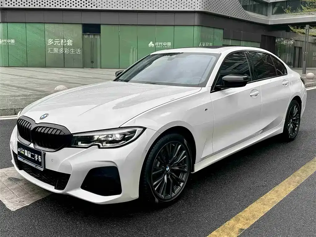 BMW 3 Series 2021 из CN, фото 1