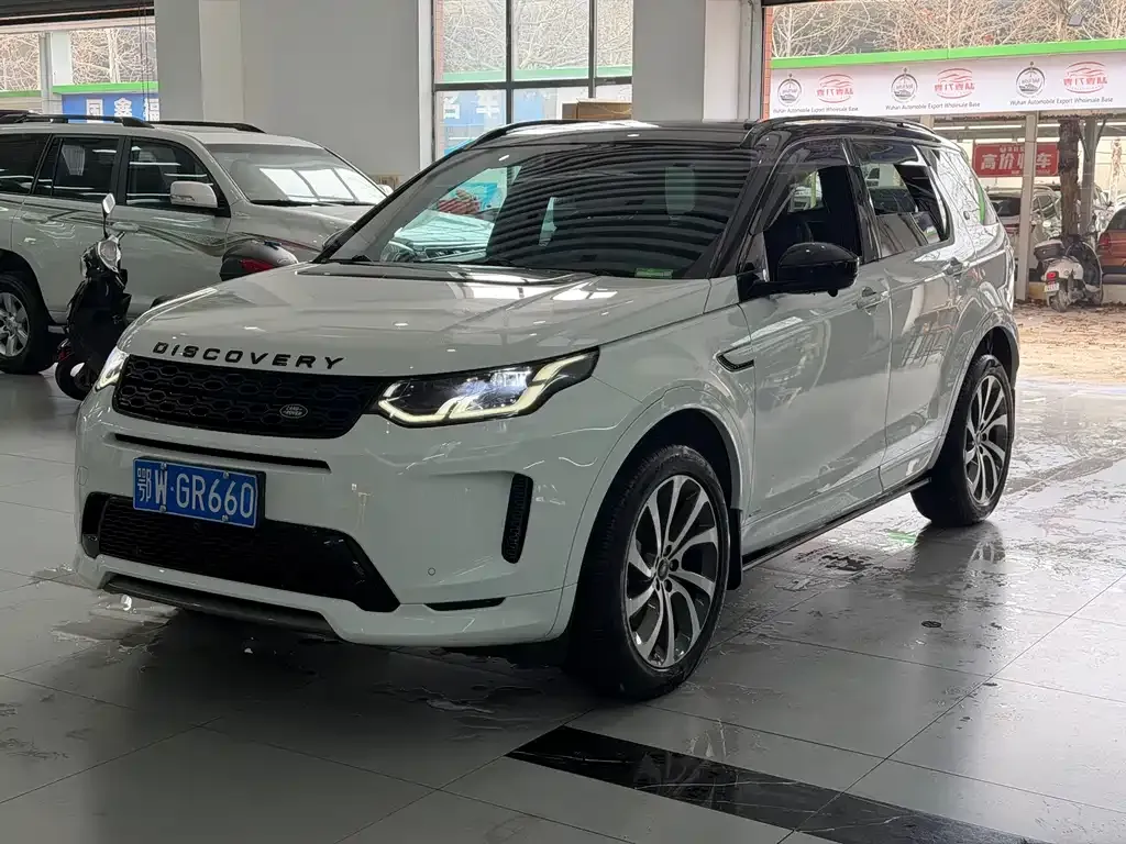 Land Rover Discovery Sport — фото 1