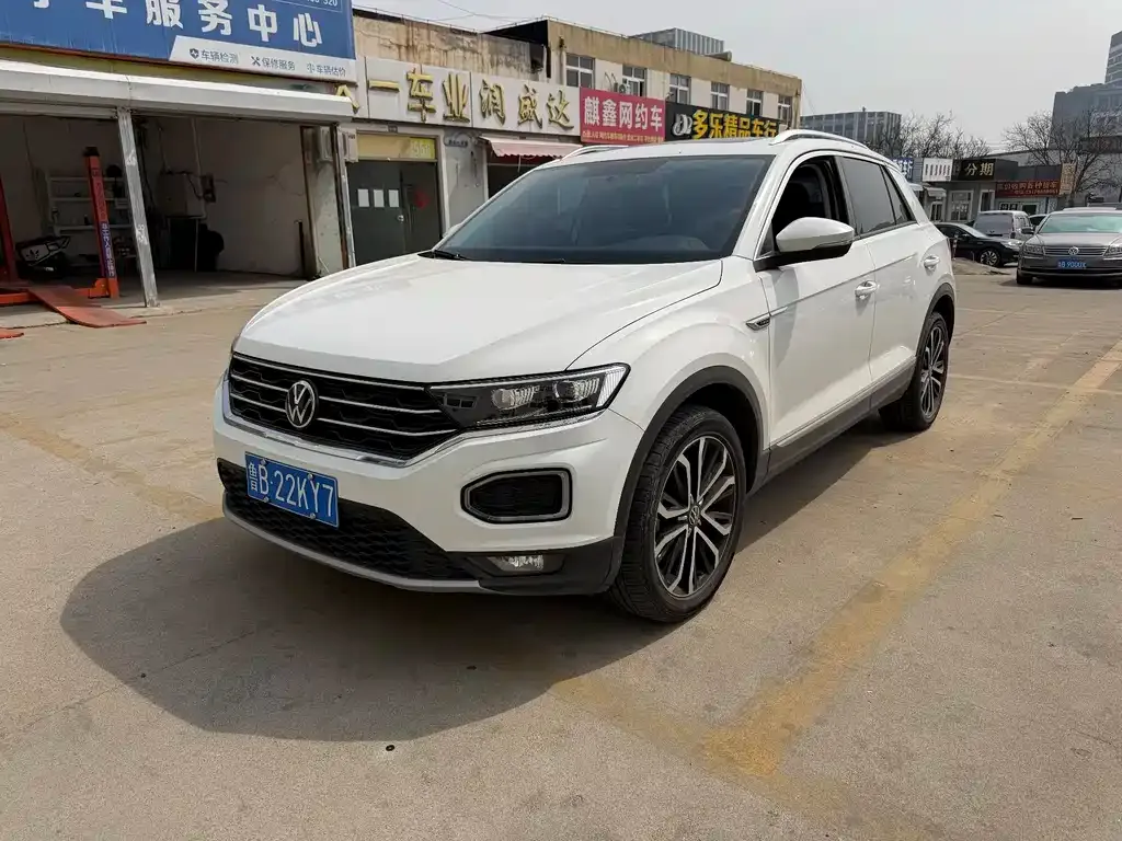 Volkswagen T-Roc 2022 из CN, фото 1