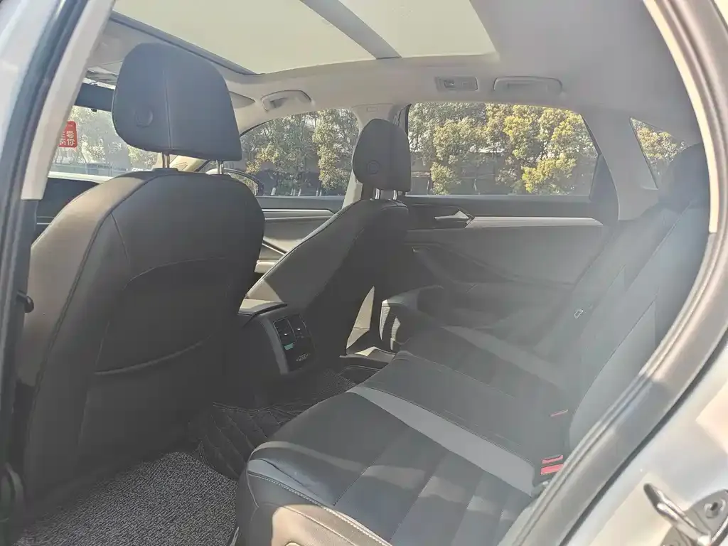 Volkswagen Sagitar 2021 из CN, фото 3