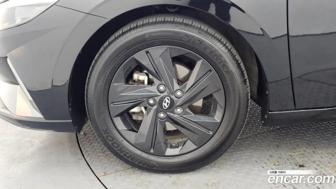 Hyundai AVANTE — фото 6