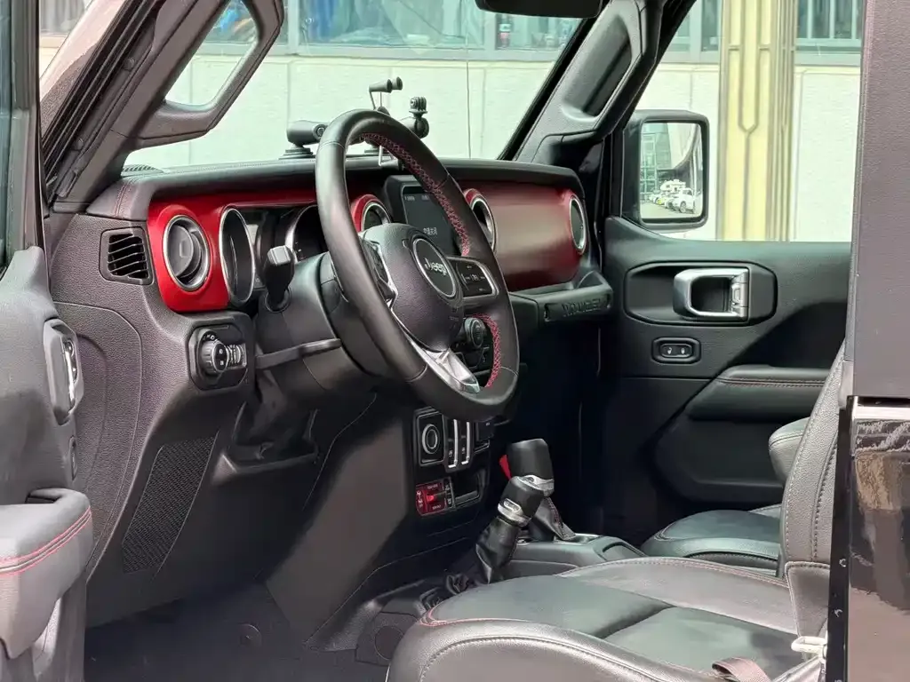 Jeep Wrangler 2022 из CN, фото 8