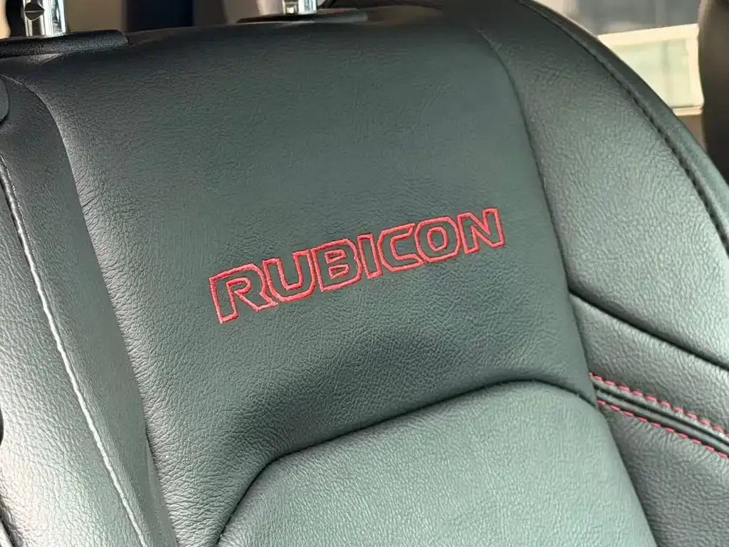 Jeep Wrangler 2022 из CN, фото 5