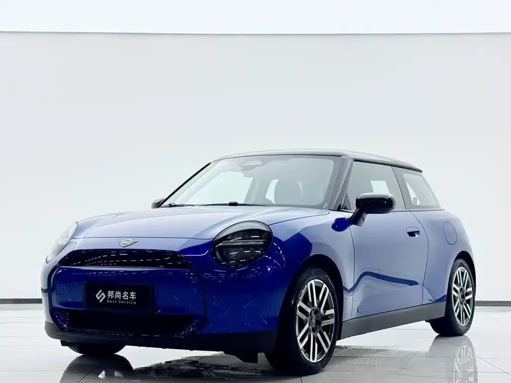 MINI Cooper EV — фото 1