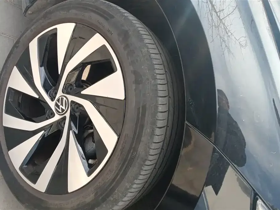 Volkswagen Passat — фото 9