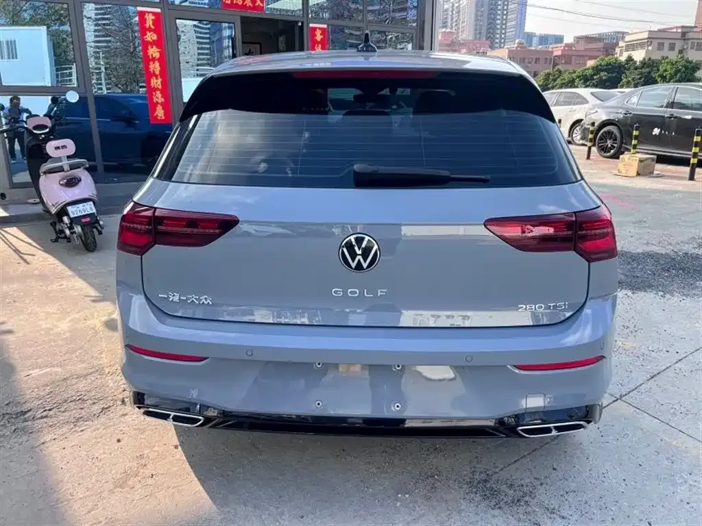 Volkswagen Golf 2022 из CN, фото 5