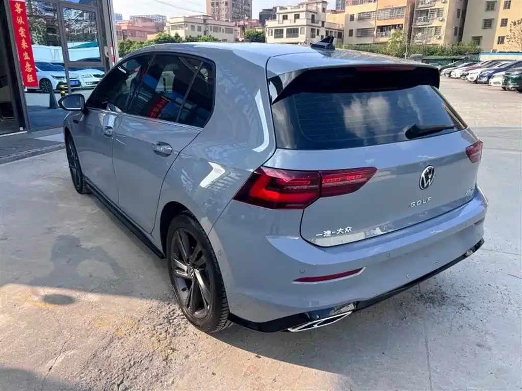 Volkswagen Golf 2022 из CN, фото 4