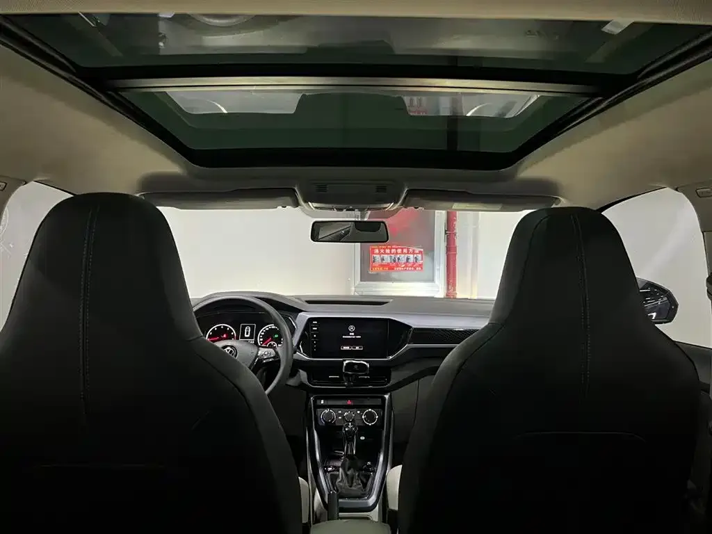 Volkswagen T-Cross 2021 из CN, фото 2