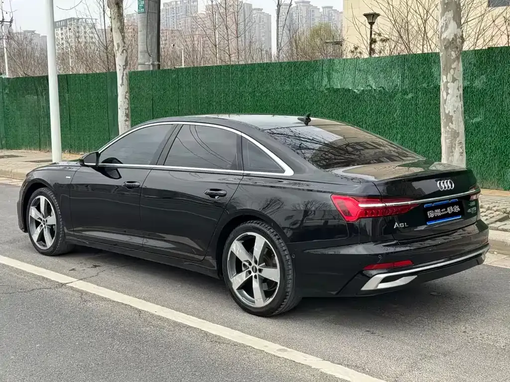 Audi A6L 2022 из CN, фото 5
