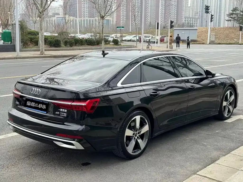 Audi A6L 2022 из CN, фото 9
