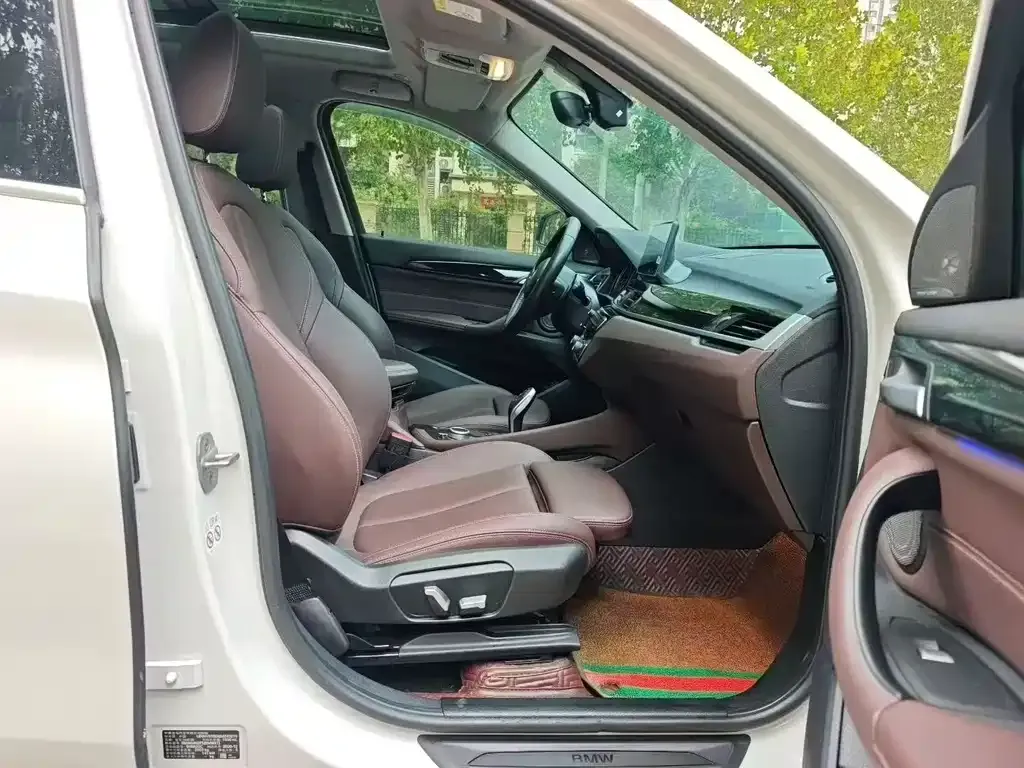 BMW X1 2021 из CN, фото 4