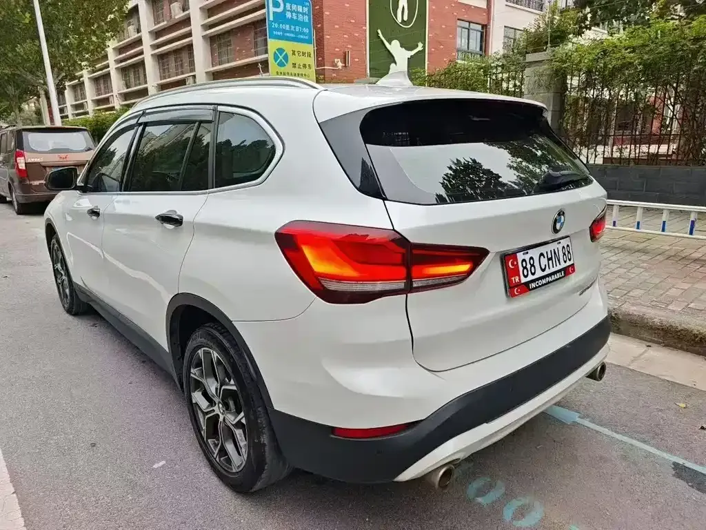 BMW X1 2021 из CN, фото 7