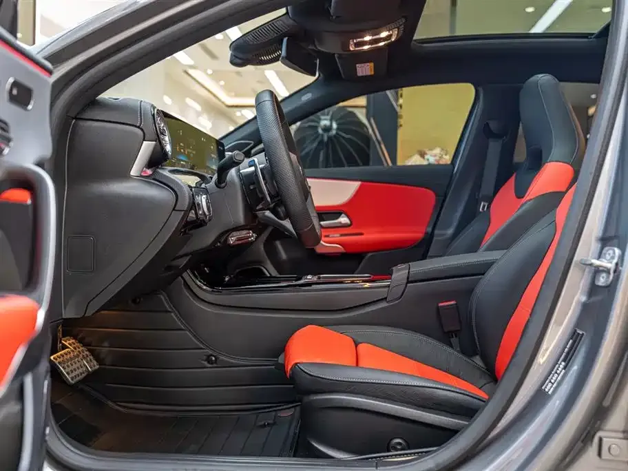 Mercedes-Benz A-Class AMG (Import) — фото 6