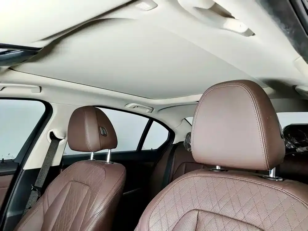 BMW 3 Series 2023 из CN, фото 4