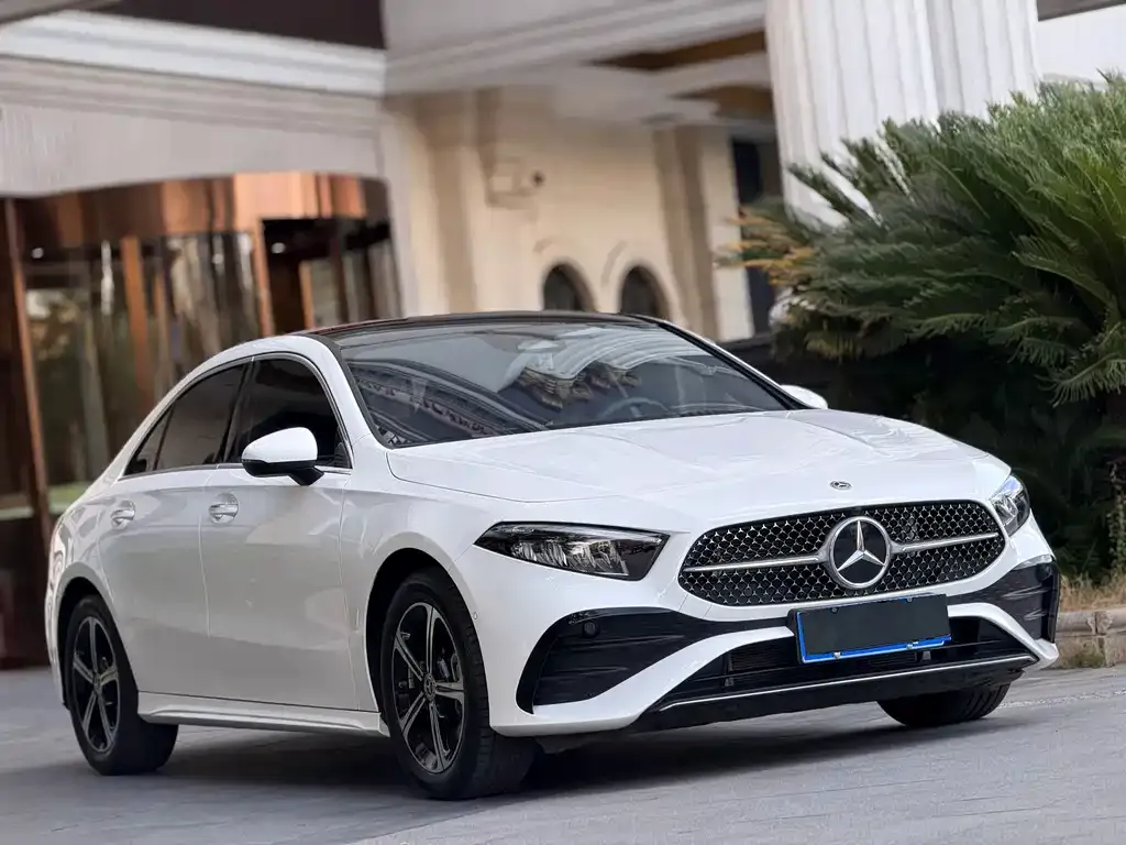Mercedes-Benz A-Class — фото 3