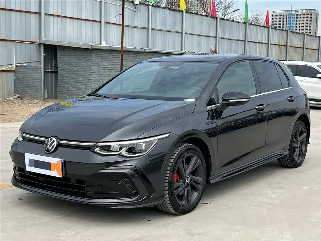 Volkswagen Golf 2023 из CN, фото 1