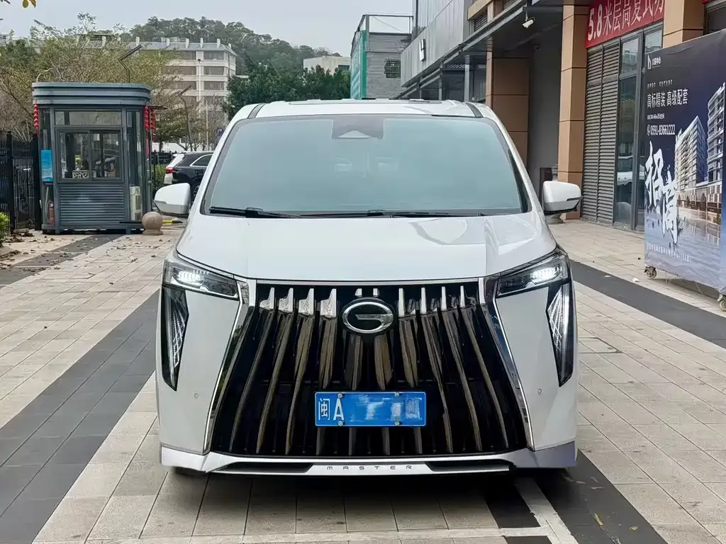GAC Motor Trumpchi M8 — фото 8