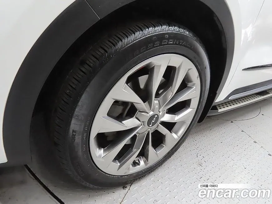 Kia Sorento — фото 3