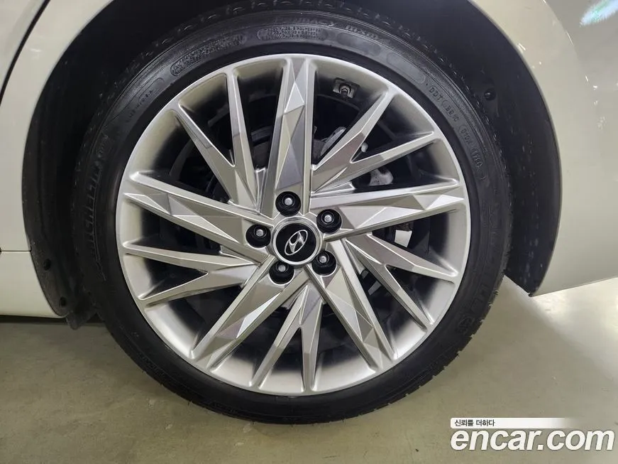 Hyundai Grandeur 2022 из KR, фото 5