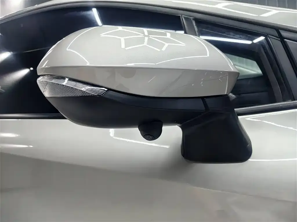 Toyota Levin 2024 из CN, фото 2