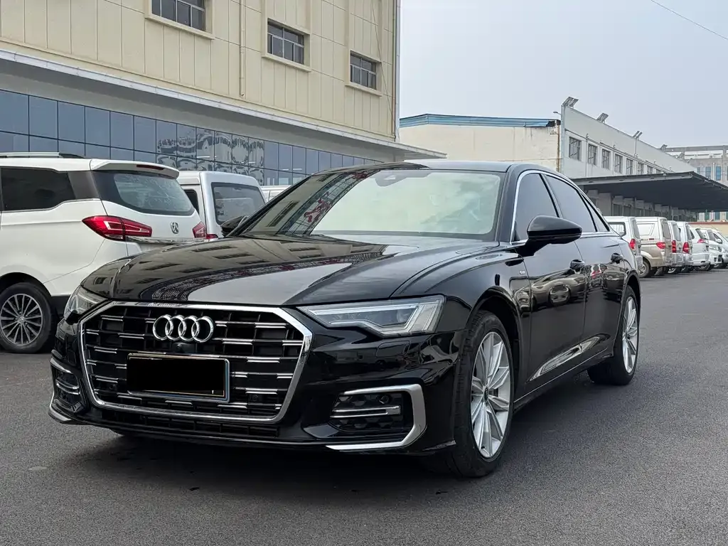 Audi A6L — фото 2
