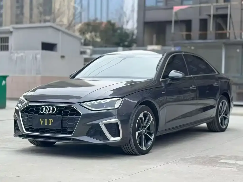 Audi A4L 2021 из CN, фото 1