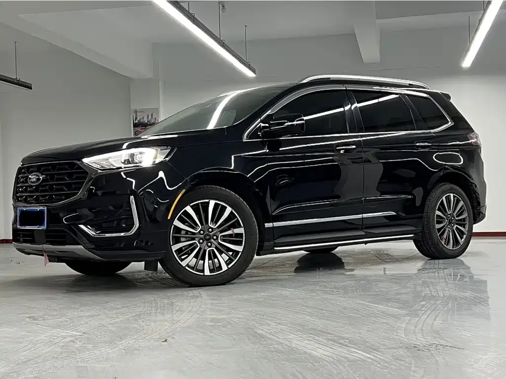 Ford Edge — фото 1