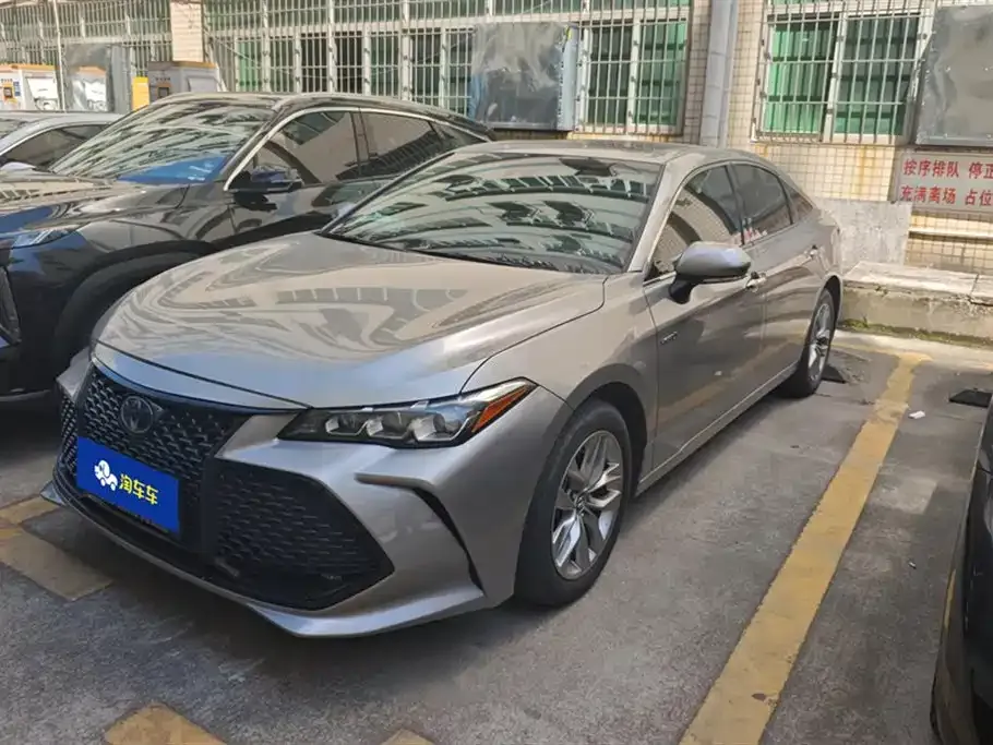 Toyota Avalon 2021 из CN, фото 1