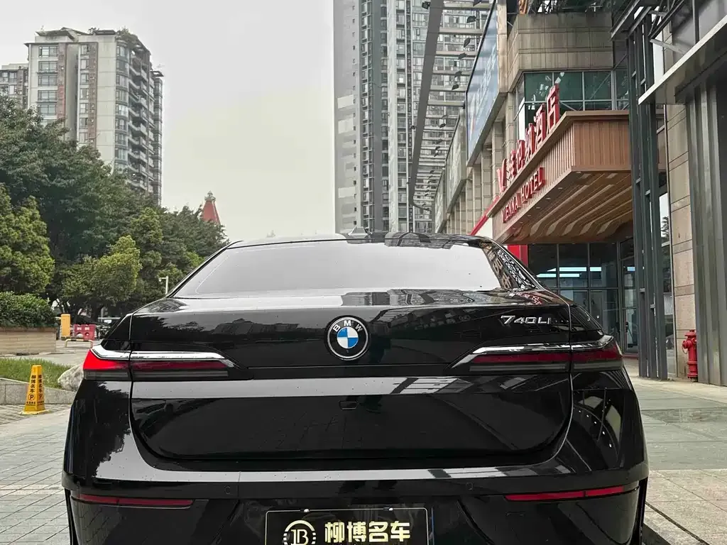 BMW 7 Series 2023 из CN, фото 5