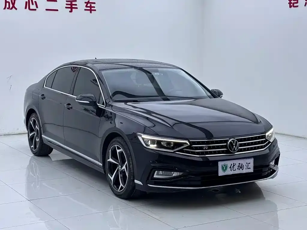 Volkswagen Magotan 2023 из CN, фото 2