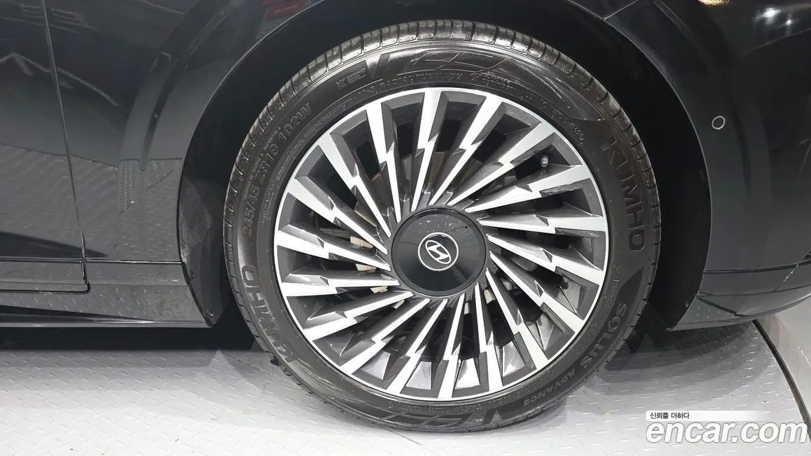 Hyundai Grandeur 2023 из KR, фото 8