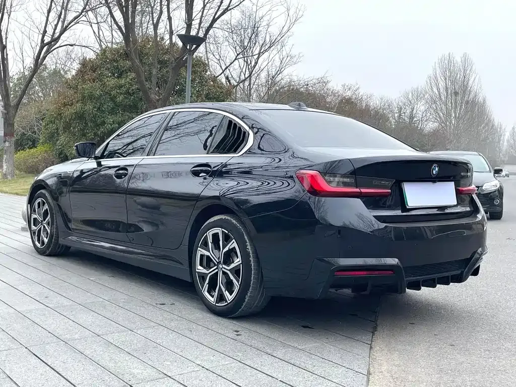 BMW i3 — фото 7