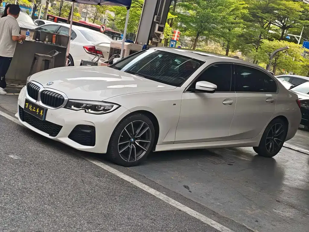 BMW 3 Series — фото 1