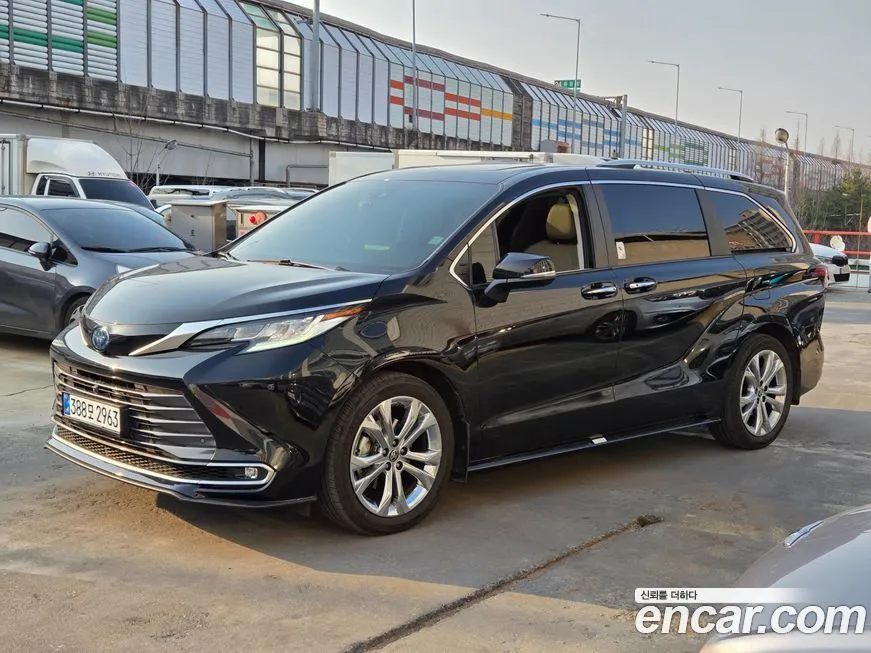 Toyota Sienna 2022 из KR, фото 1