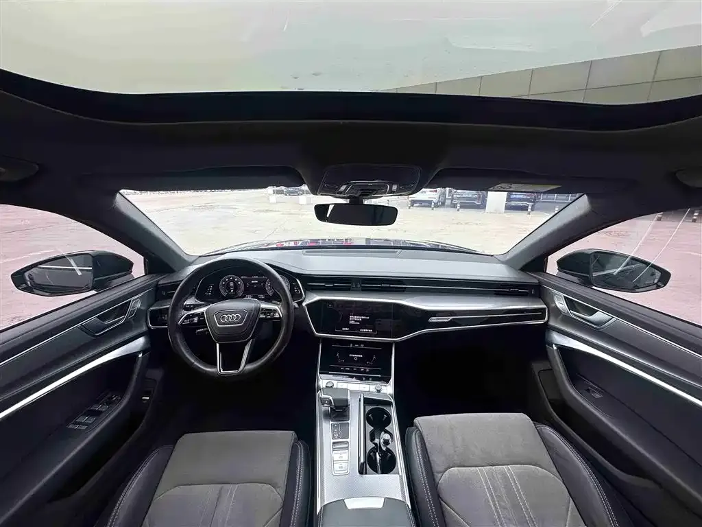 Audi A6L 2024 из CN, фото 8