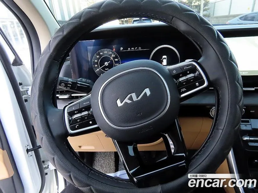 Kia Carnival — фото 2