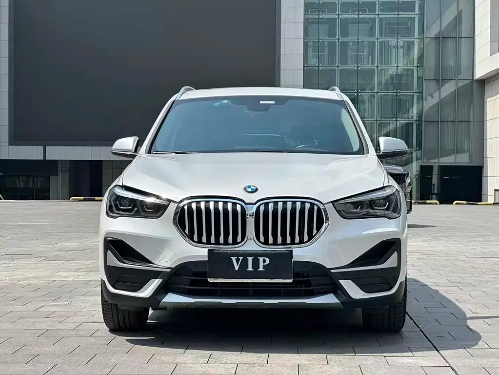 BMW X1 — фото 3