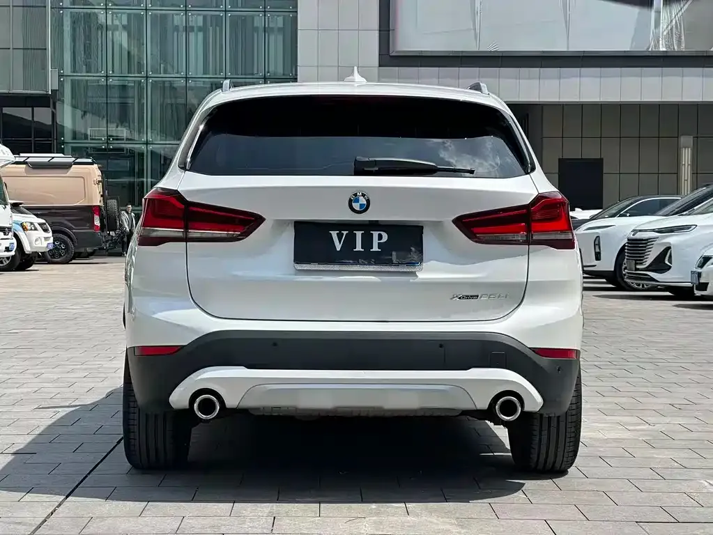 BMW X1 — фото 4