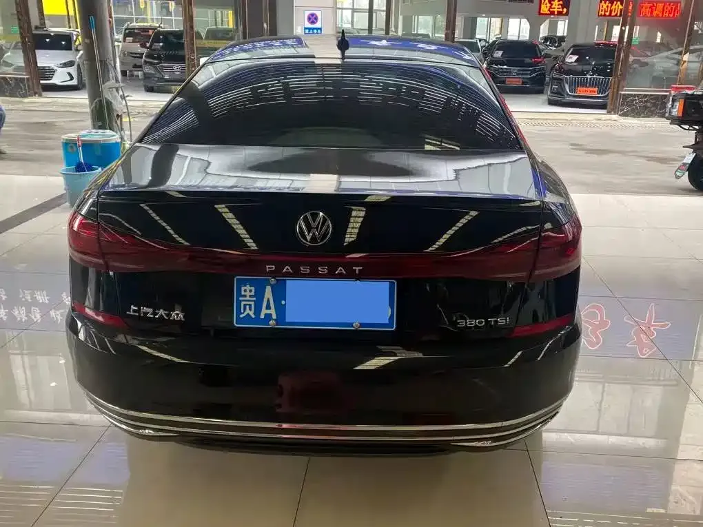 Volkswagen Passat 2023 из CN, фото 10