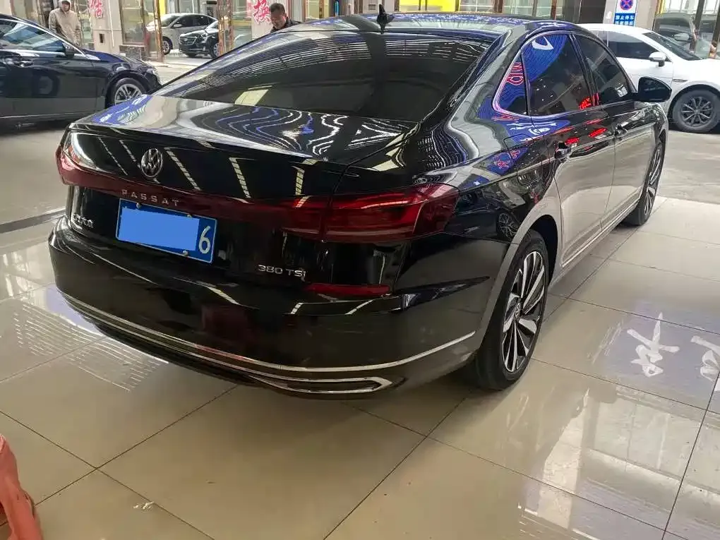 Volkswagen Passat 2023 из CN, фото 9