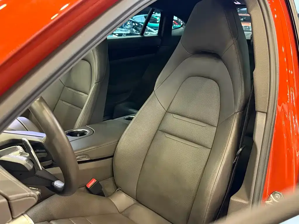 Porsche Panamera 2023 из CN, фото 2
