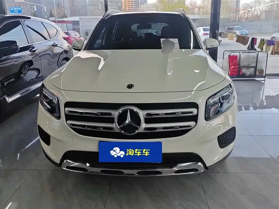 Mercedes-Benz GLB — фото 10