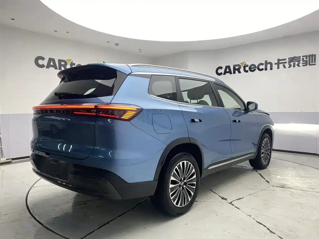 Chery Tiggo 8 PLUS — фото 10