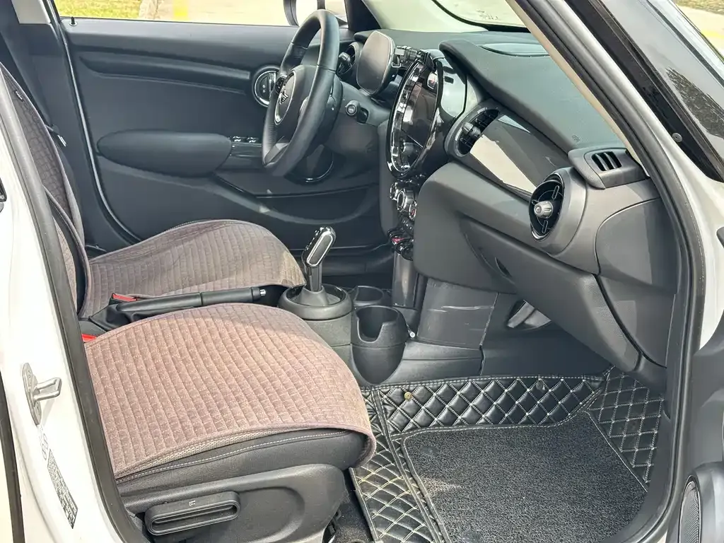 MINI Cooper (3-door) 2024 из CN, фото 10