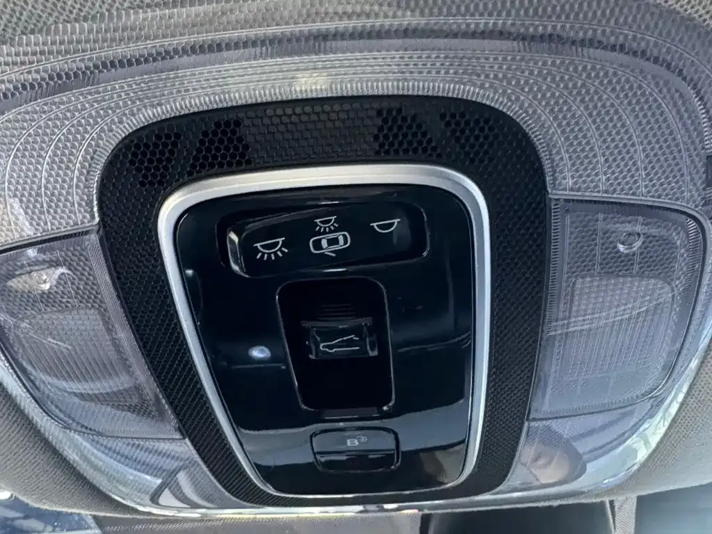 Hyundai Elantra 2023 из CN, фото 9