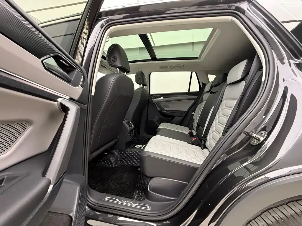 Volkswagen Tayron 2022 из CN, фото 5