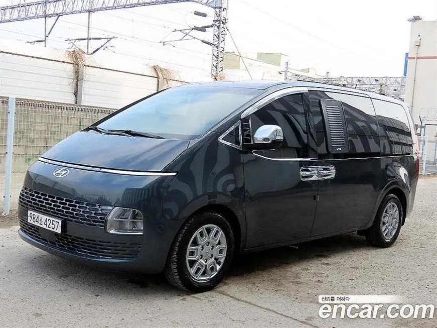 Hyundai Staria 2022 из KR, фото 2